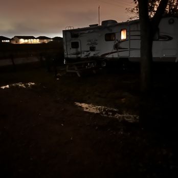 Brazos River Retreat RV - Waste from the waste tank overflow - RV Parks Near Me - Sugar Land, Texas