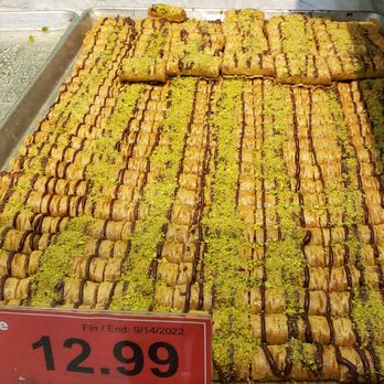 Adonis - Grocery Near Me - Toronto, Ontario