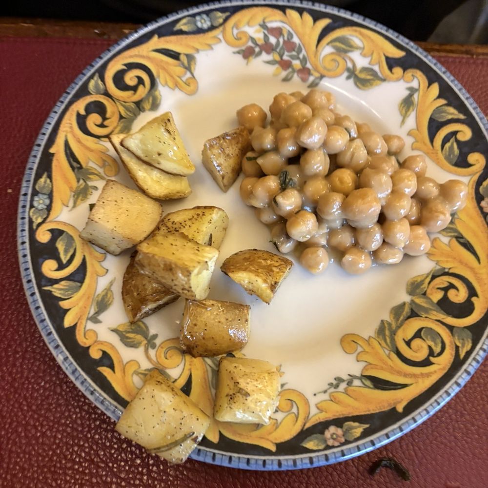 Le Antiche Carrozze - Roasted potato's and chickpeas - Pizza Near Me - Florence, FI