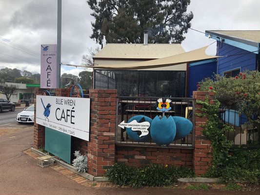 Blue Wren Cafe Dwellingup by null