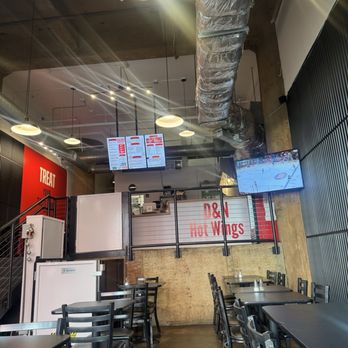 D&N Hot Wings - Chicken Wings Near Me - San Francisco, California