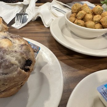 Corner Cafe - Independence - Blueberry muffin, fried okra - American Near Me - Independence, Missouri