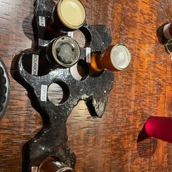 Put-in-Bay Brewery & Distillery - Flight of beer