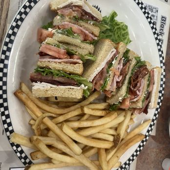 Black Bear Diner Fremont - Turkey Club (730 cal) - Diners Near Me - Fremont, California Black Bear Diner Fremont - Turkey Club (730 cal) - Diners Near Me - Fremont, California