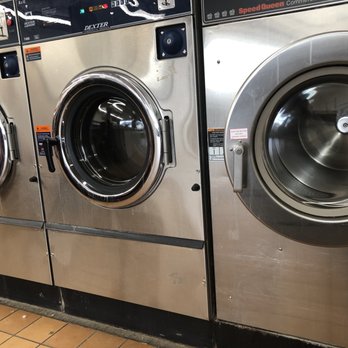 P & L LaunderLand - Tuesday, March 19, 2019: inside: large load washers at rear. - Laundromat Near Me - Carson City, Nevada P & L LaunderLand - Tuesday, March 19, 2019: inside: large load washers at rear. - Laundromat Near Me - Carson City, Nevada