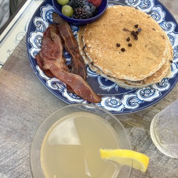 Clifton Cafe - Pancakes, bacon, fruit and pear cocktail - Coffee & Tea Near Me - Clifton, Virginia