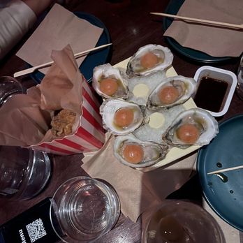 Double Chicken Please - Oysters - Cocktail Bars Near Me - New York, New York