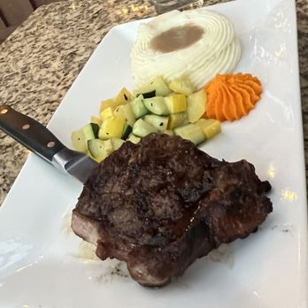 Whiskey Creek - New York strip - Steakhouses Near Me - Bishop, California Whiskey Creek - New York strip - Steakhouses Near Me - Bishop, California