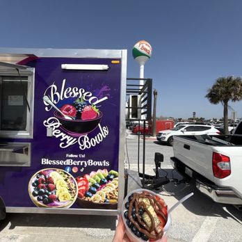 Blessed Berry Bowls - Acai Bowls Near Me Blessed Berry Bowls - Acai Bowls Near Me