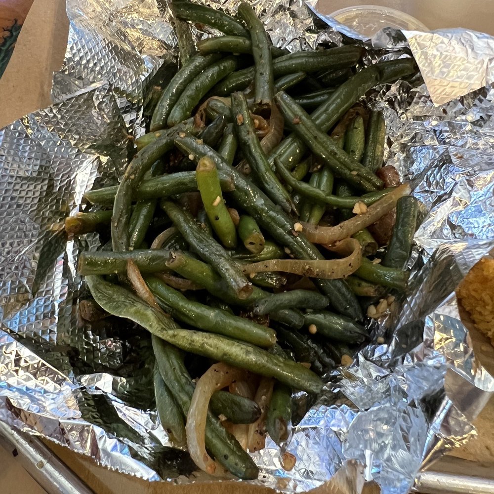Hog Wild Bar-B-Que - Green beans - Barbeque Near Me - Placerville, California