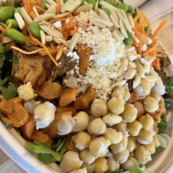 Currito Glenview - Superfood salad w/ sweet potatoes added - Salad Near Me - Glenview, Illinois Currito Glenview - Superfood salad w/ sweet potatoes added - Salad Near Me - Glenview, Illinois