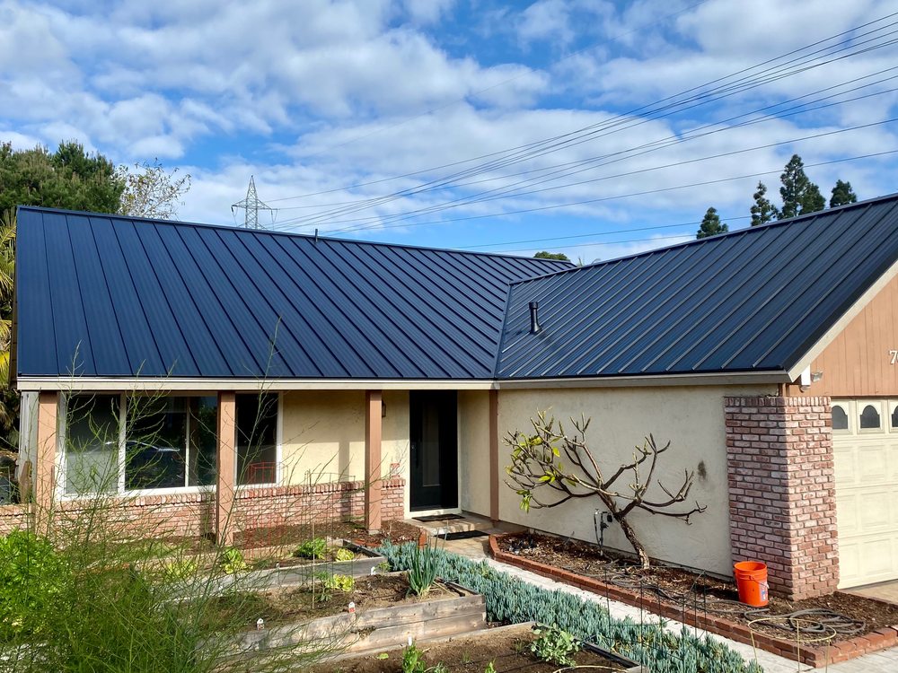 Slide of Gen819 Roofing & Solar