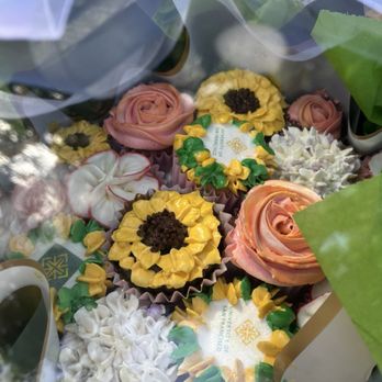 Daisylicious Cakes - Cupcakes Near Me