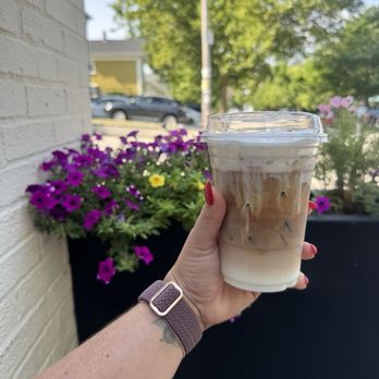 Oak Bakeshop - Cafes Near Me - Providence, Rhode Island