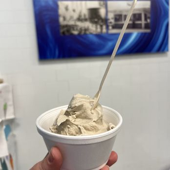 Stricklands Ice Cream - medium andes mint - Ice Cream & Frozen Yogurt Near Me - Costa Mesa, California Stricklands Ice Cream - medium andes mint - Ice Cream & Frozen Yogurt Near Me - Costa Mesa, California