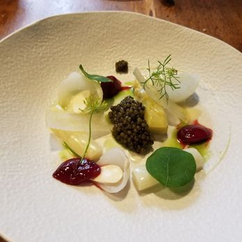 David Toutain - White asparagus - garlic - cherry - caviar - Modern European Near Me - Paris, 75 David Toutain - White asparagus - garlic - cherry - caviar - Modern European Near Me - Paris, 75