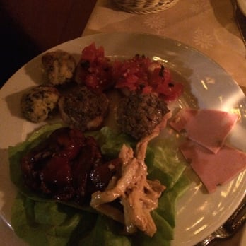 La Giostra - Complimentary bites - Tuscan Near Me - Florence, FI