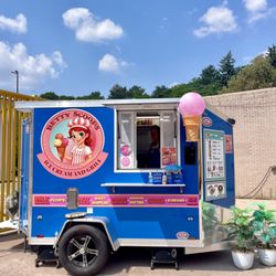 Betty Scoops