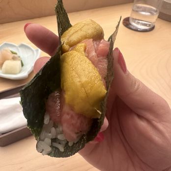 Sushi Horiuchi - Miyagi Murasaki Uni and Ehime O-toro Handroll - Sushi Bars Near Me - Houston, Texas