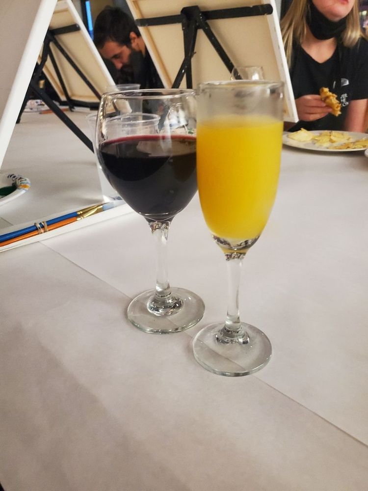 WINE AND CANVASTAMPA Updated October 2024 12 Photos Tampa Bay