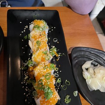 Sawa Sushi - Snow White roll - Sushi Bars Near Me - Las Vegas, Nevada
