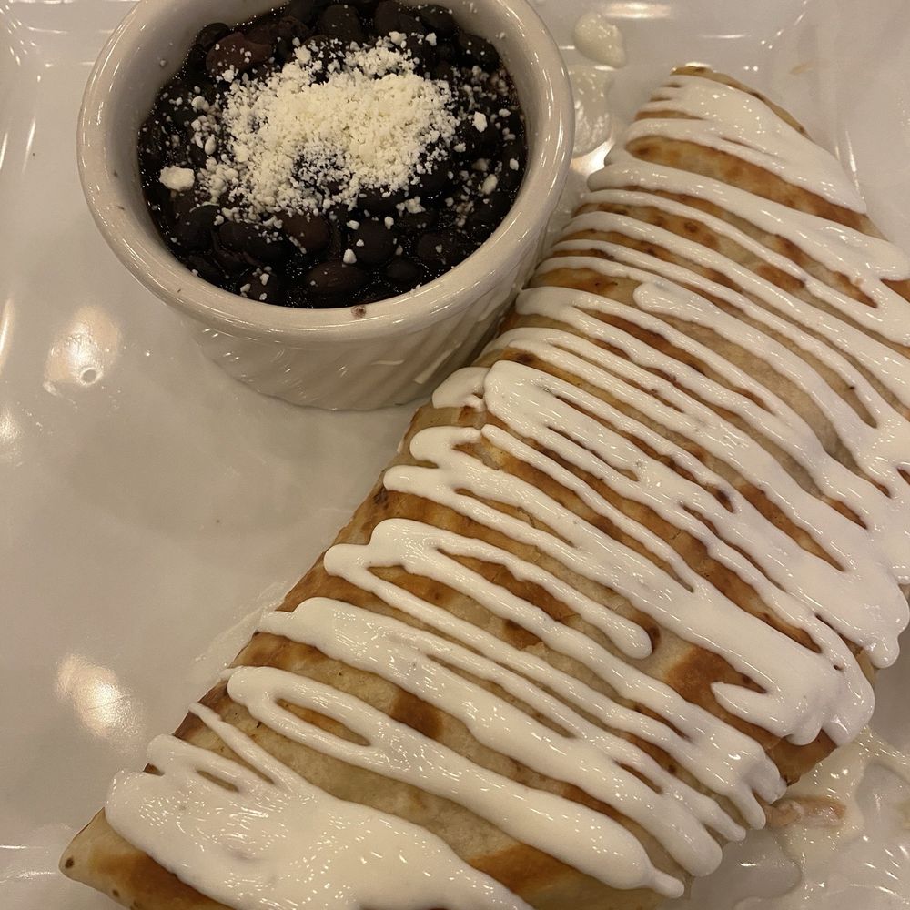 Lobera - Quesadilla Sencilla and black beans - Mexican Near Me - Raleigh, North Carolina Lobera - Quesadilla Sencilla and black beans - Mexican Near Me - Raleigh, North Carolina