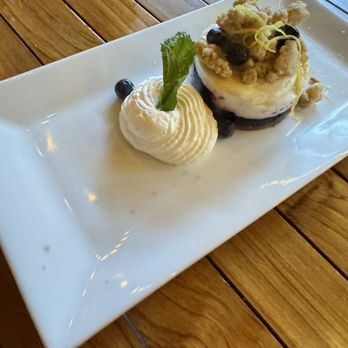 Halyards Restaurant - Cheesecake - Seafood Near Me - Saint Simons Island, Georgia