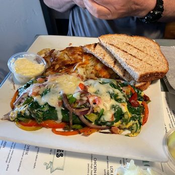 Toast - Veggie omelette - Breakfast & Brunch Near Me - Temecula, California Toast - Veggie omelette - Breakfast & Brunch Near Me - Temecula, California