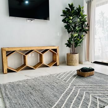 Viano Decor - Home Staging Near Me - Commerce, California