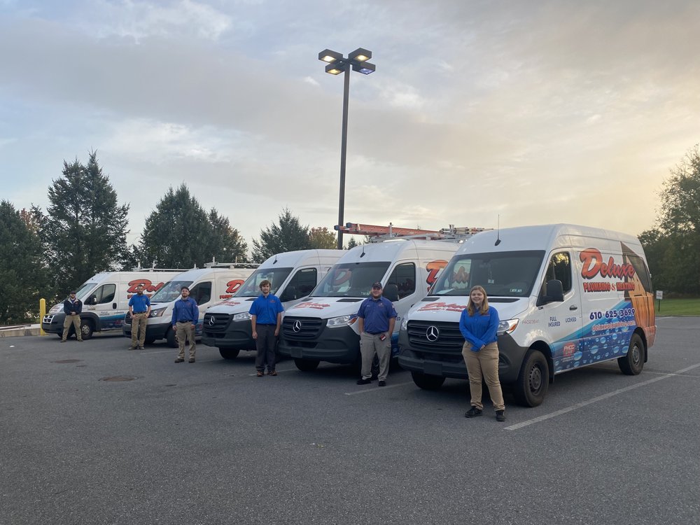 Slide of Deluxe Plumbing & Heating