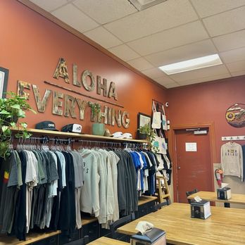 808 Grinds Hawaiian Cafe - Merch for sale! - Hawaiian Near Me - Portland, Oregon 808 Grinds Hawaiian Cafe - Merch for sale! - Hawaiian Near Me - Portland, Oregon
