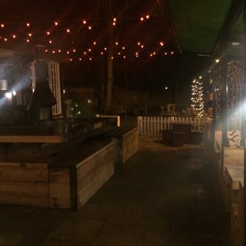 Moreton Arms - Outdoor Area - Pubs Near Me - Wolverhampton, WLV