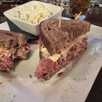 The Kettle Black Kitchen & Pub - Rueben - Gastropubs Near Me - Phoenix, Arizona