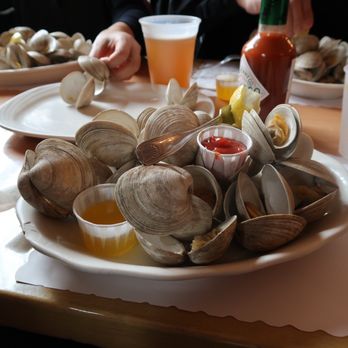 Pub 199 - Clam - Steakhouses Near Me - Mount Arlington, New Jersey