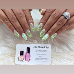 Ellie Nails & Spa