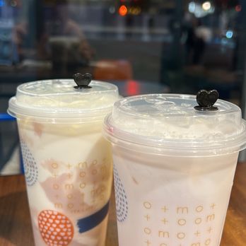 Motto Tea Cafe - Messy Taro Latte and Messy Berries Latte - Desserts Near Me - Pasadena, California