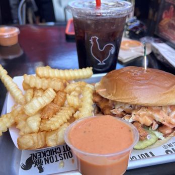 Houston TX Hot Chicken - Houston TX Hot Chicken on the Gaslamp Quarter in San Diego, CA - Chicken Shop Near Me - San Diego, California