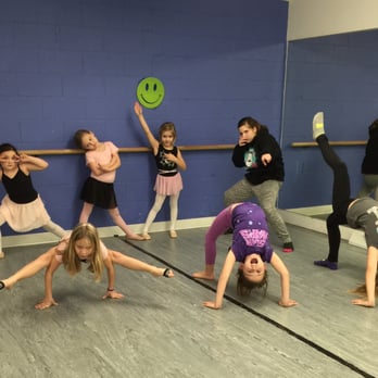 Kidz In Motion - Dance Schools Near Me - Papillion, Nebraska Kidz In Motion - Dance Schools Near Me - Papillion, Nebraska