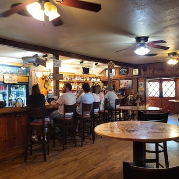 Johnny McNally’s Fairview Lodge - Bar area - American Near Me - Kernville, California