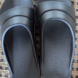 Flip Flop Shops Maui - Oofos