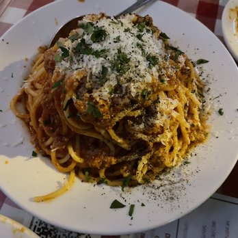 Sugo - spaghetti - Italian Near Me - Toronto, Ontario Sugo - spaghetti - Italian Near Me - Toronto, Ontario