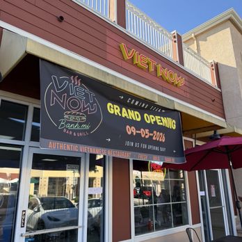 Vietnow - Outside - Vietnamese Near Me - Santa Rosa, California Vietnow - Outside - Vietnamese Near Me - Santa Rosa, California
