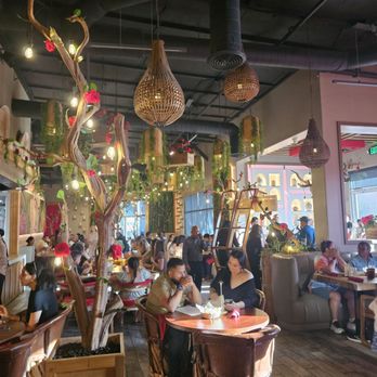 Rosa Madera - Inside atmosphere - Mexican Near Me - Sacramento, California Rosa Madera - Inside atmosphere - Mexican Near Me - Sacramento, California