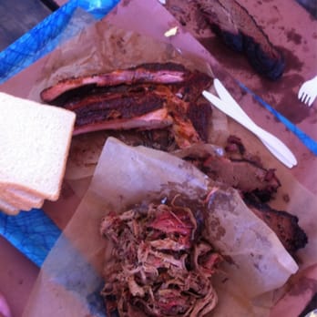 Franklin Barbecue - Brisket, ribs, pulled pork - Barbeque Near Me - Austin, Texas