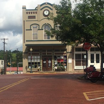 Dolli's Diner - Don't miss it. It's right on the corner. - Burgers Near Me - Nacogdoches, Texas Dolli's Diner - Don't miss it. It's right on the corner. - Burgers Near Me - Nacogdoches, Texas