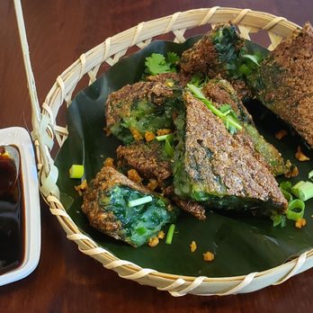 9Zaab - Veg dumpling - Thai Near Me - Cambridge, Massachusetts