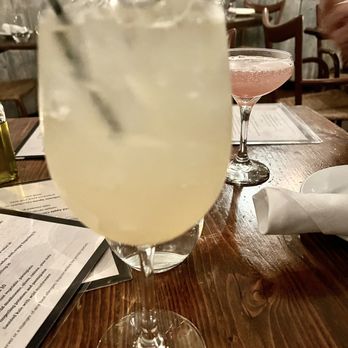 L'inizio - Sips: ('Hugo Spritz': Elderflower+Cava+Lime/ Cosmo) - Italian Near Me - Ardsley, New York