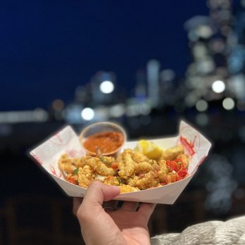 Frying Pan NYC - Calamari Fritti - Bars Near Me - New York, New York