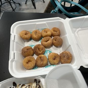 Sugar Llamas - donuts in a styrofoam container - Donuts Near Me - Wichita, Kansas Sugar Llamas - donuts in a styrofoam container - Donuts Near Me - Wichita, Kansas