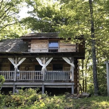 Fiddler's Roost - Bed & Breakfast Near Me - Galax, Virginia Fiddler's Roost - Bed & Breakfast Near Me - Galax, Virginia